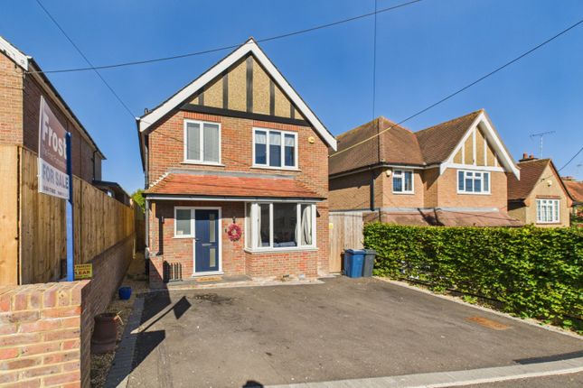 Lowndes Avenue, Chesham... 3 bed detached house for sale