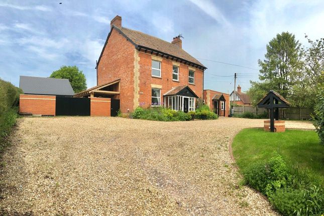 Stoke Road, North Curry, Somerset, TA3 5 bed detached house for sale