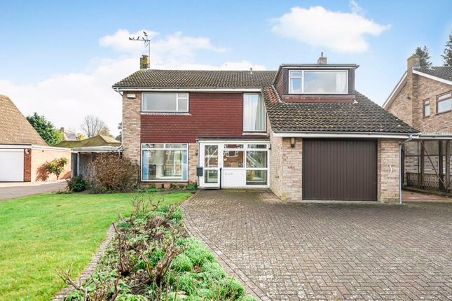 Gilmais, Bookham 4 bed detached house for sale