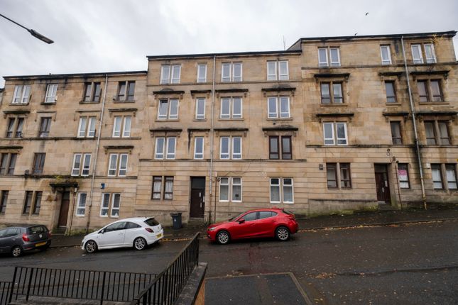 Clavering Street West, Paisley PA1 2 bed flat for sale