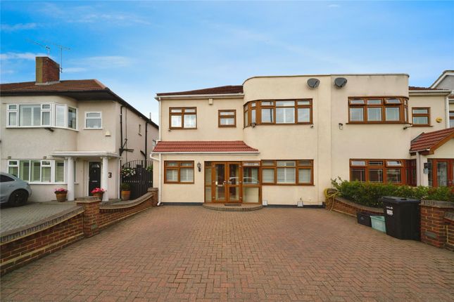 6 bedroom semi-detached house for sale