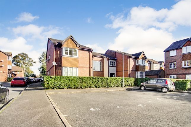 Knowles Close, Yiewsley, West Drayton... 1 bed apartment for sale