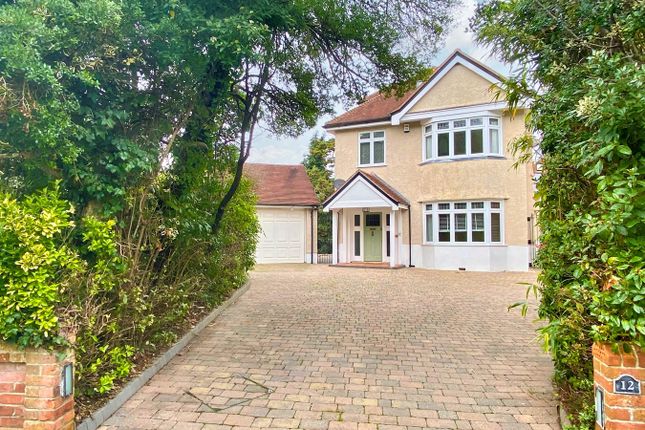 6 bedroom detached house for sale