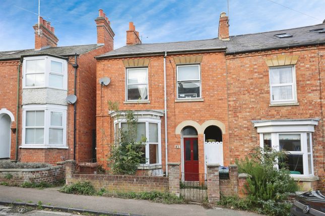 3 bed end terrace house