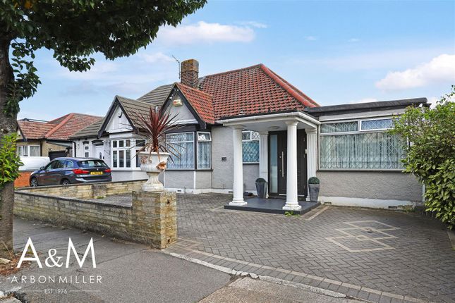 3 bed semi-detached bungalow