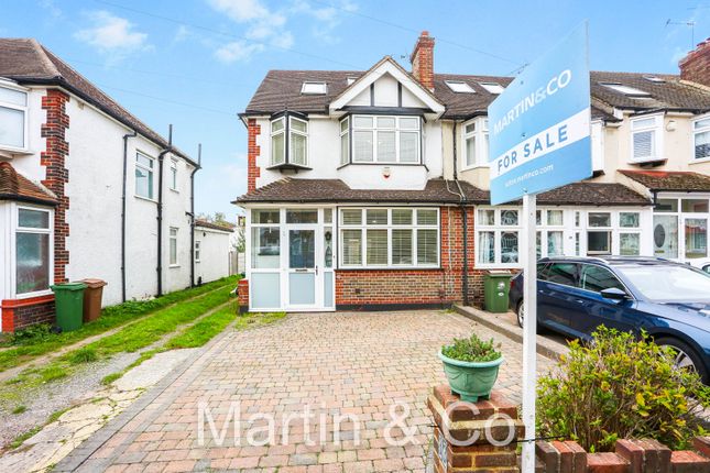 5 bedroom end of terrace house for sale