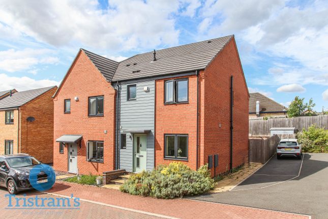 3 bedroom semi-detached house for sale