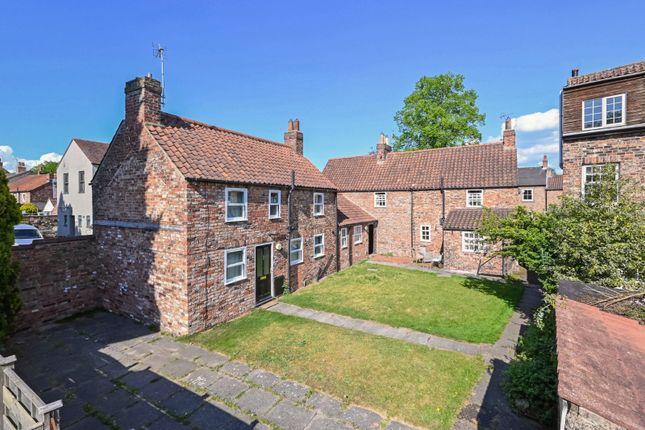 Main Street, Fulford, York, YO10 6 bed house for sale