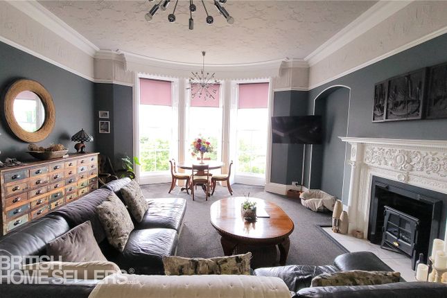 3 bedroom apartment for sale