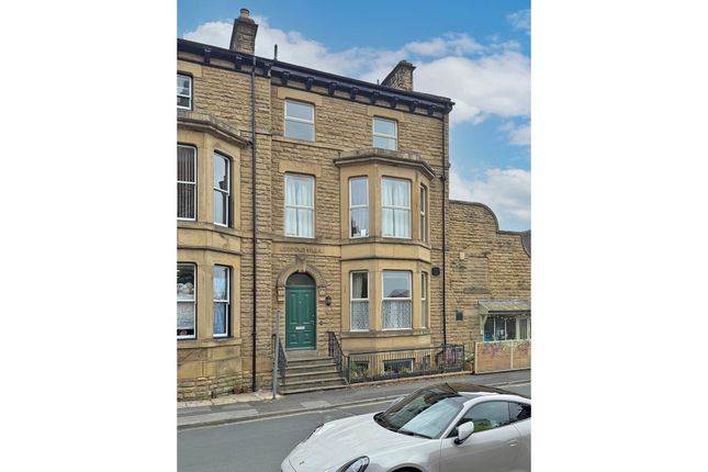 Roberts Street, Harrogate, HG1 7 bed block of apartments for sale