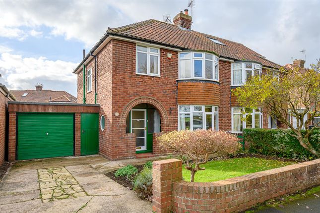 Bracken Road, Dringhouses, York, YO24... 3 bed semi
