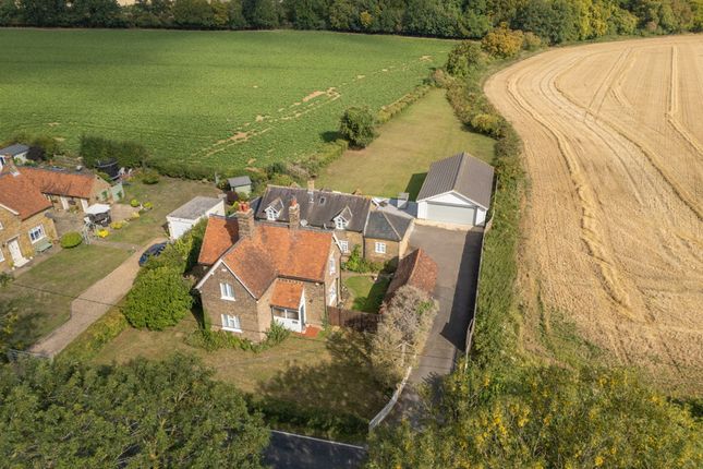 Harlow Road, Harlow CM17 5 bed detached house for sale