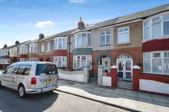 4 bedroom terraced house for sale