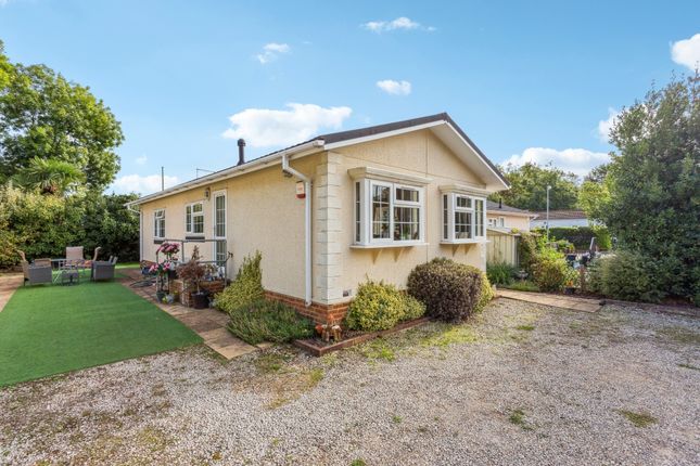 Thorney Mill Road, West Drayton UB7 2 bed park home for sale
