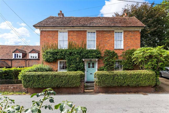 Dippenhall Street, Crondall, Farnham... 4 bed semi