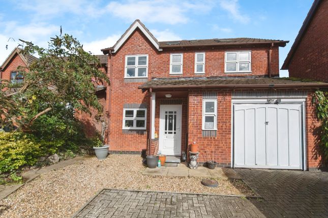 6 bedroom detached house for sale