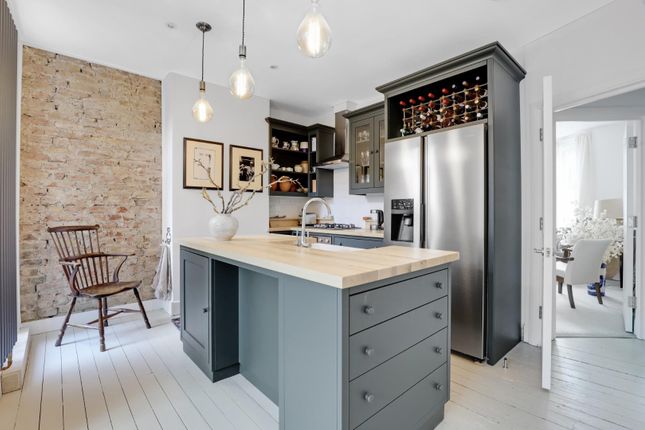 Highclere Street, Sydenham 2 bed house for sale