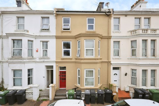 8 bedroom terraced house for sale