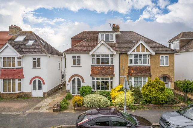 5 bedroom semi-detached house for sale