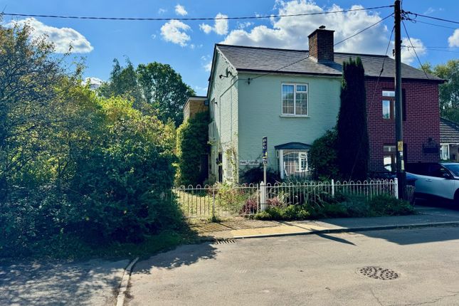 The Lane, Virginia Water, Surrey, GU25 3 bed semi