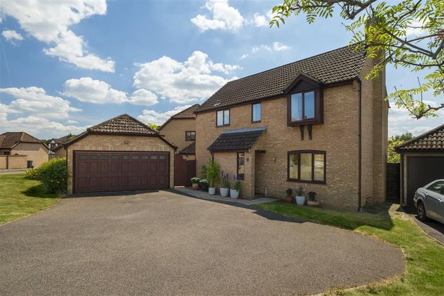 Clarence Court, Weavering 4 bed detached house for sale