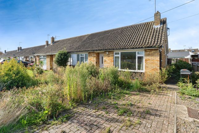 2 bedroom semi-detached bungalow for sale