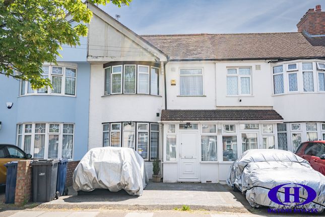 Bycroft Road, Southall 3 bed terraced house for sale