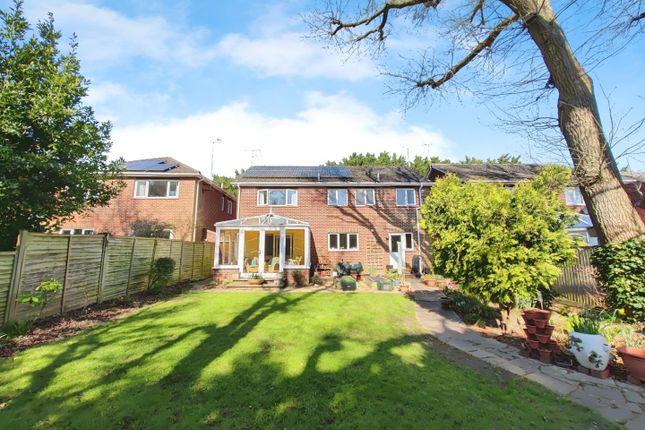 Reeves Way, Wokingham, Wokingham 5 bed detached house for sale