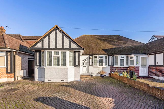 The Ridge, Twickenham, TW2 3 bed bungalow for sale