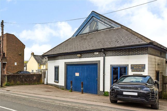 Detached house for sale