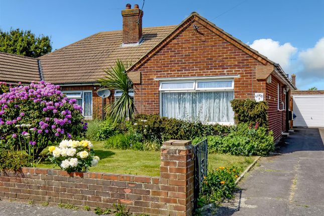 Chiltern Close, East Preston BN16 3 bed semi