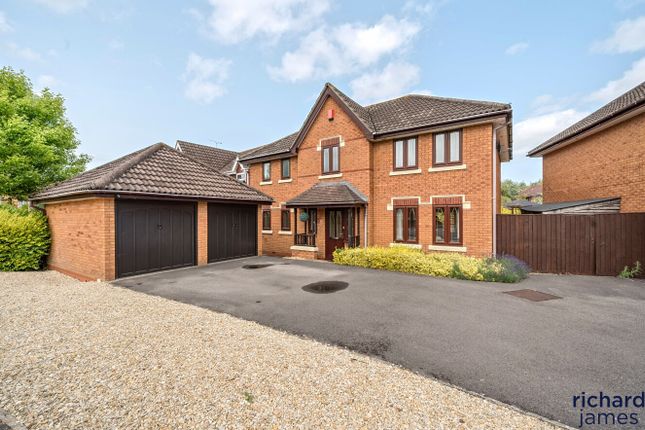 Sword Gardens, Swindon, SN5 4 bed detached house for sale