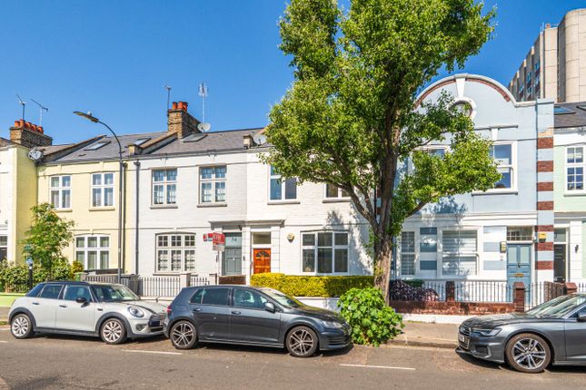 Sedlescombe Road, Fulham, London, SW6 2 bed flat for sale