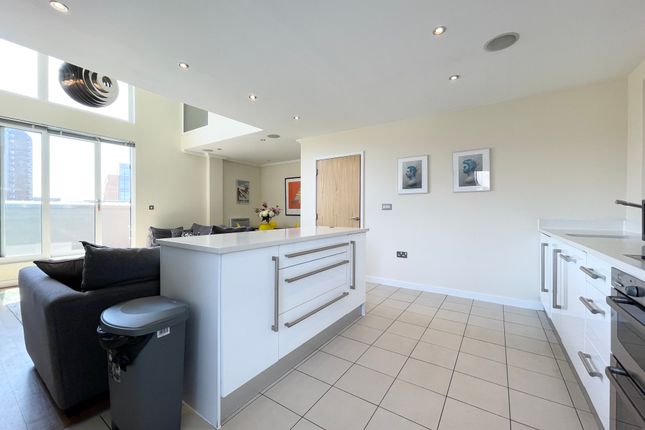 3 bed flat