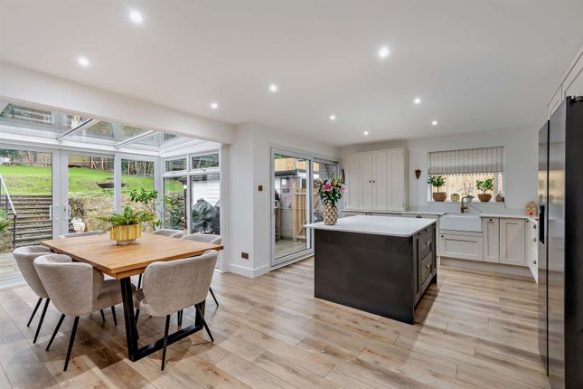 3 bed detached bungalow in College... 3 bed bungalow for sale