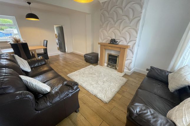 Glencoe Avenue, South Pelaw, Chester... 2 bed semi