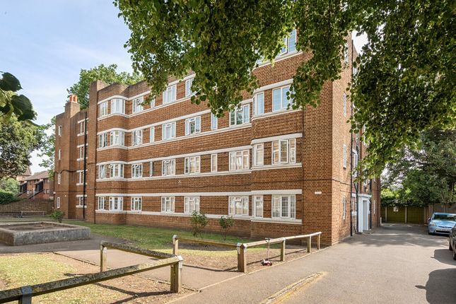 Warwick Gardens, London Road... 1 bed apartment for sale