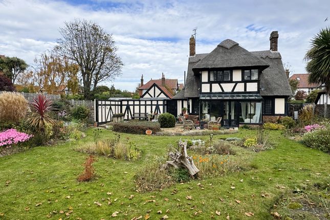 3 bed detached house