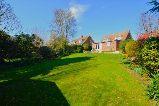 Dove House Crescent, Slough 4 bed detached bungalow for sale
