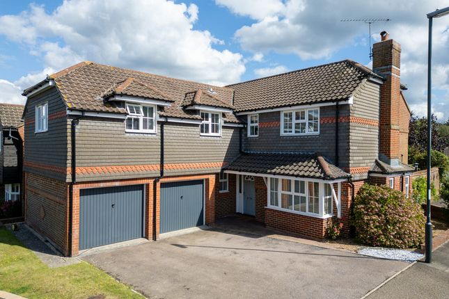 5 bedroom detached house for sale