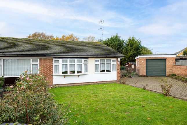 2 bedroom semi-detached bungalow for sale