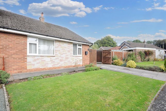 2 bedroom semi-detached bungalow for sale