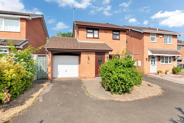 Longfellow Close, Walkwood, Redditch 3 bed house for sale