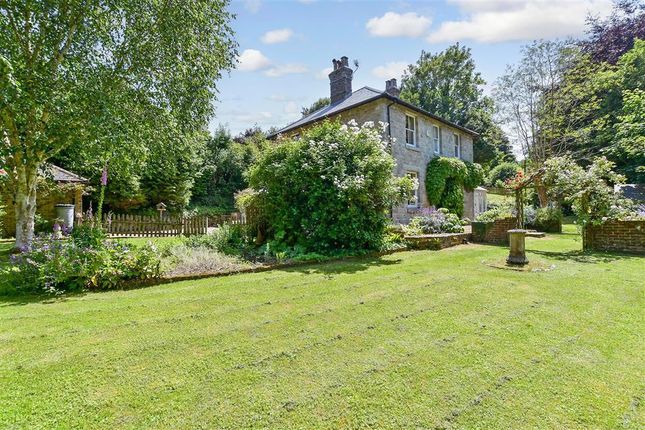 Salts Lane, Loose, Maidstone, Kent 3 bed detached house for sale