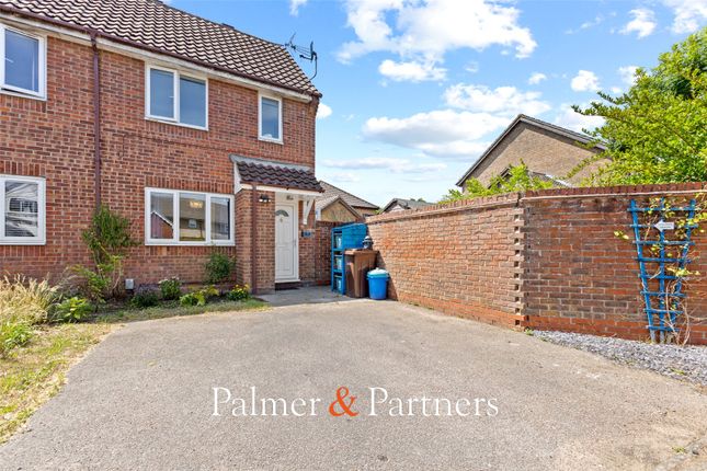 Hanbury Gardens, Highwoods... 1 bed semi