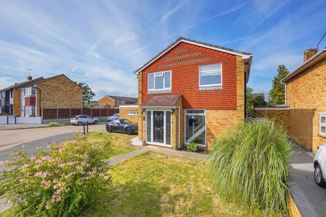 Ballens Road, Chatham, ME5 3 bed detached house for sale