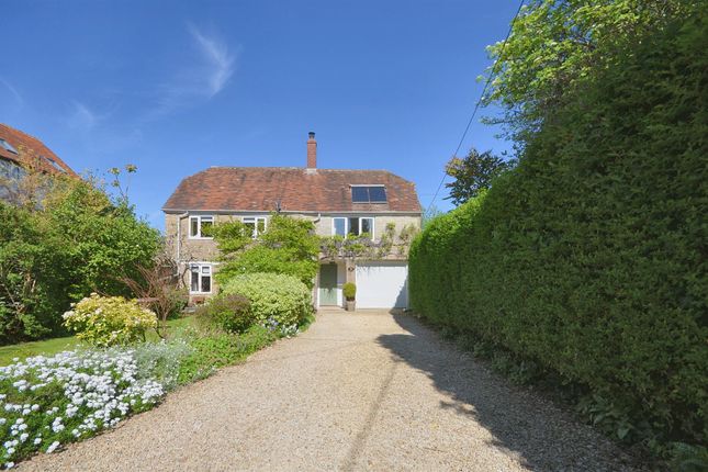 East Street, Bourton, Gillingham 2 bed cottage for sale