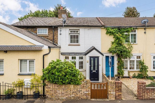 Holly Road, Hounslow TW3 2 bed terraced house for sale