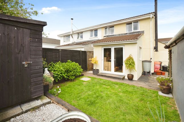 2 bedroom semi-detached house for sale