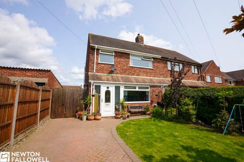 Glover Close, South Leverton DN22 3 bed semi